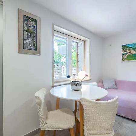 Lejlighed And Lea Bol