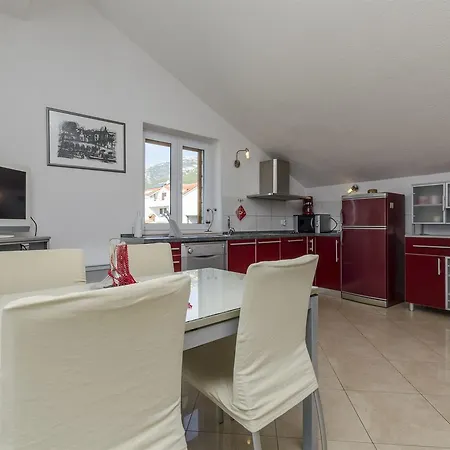 And Lea Lejlighed Bol