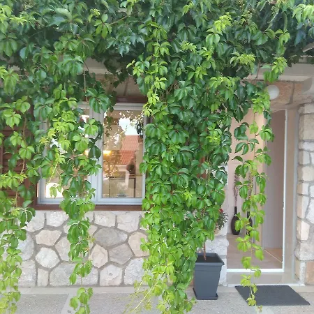 Lejlighed And Lea Bol